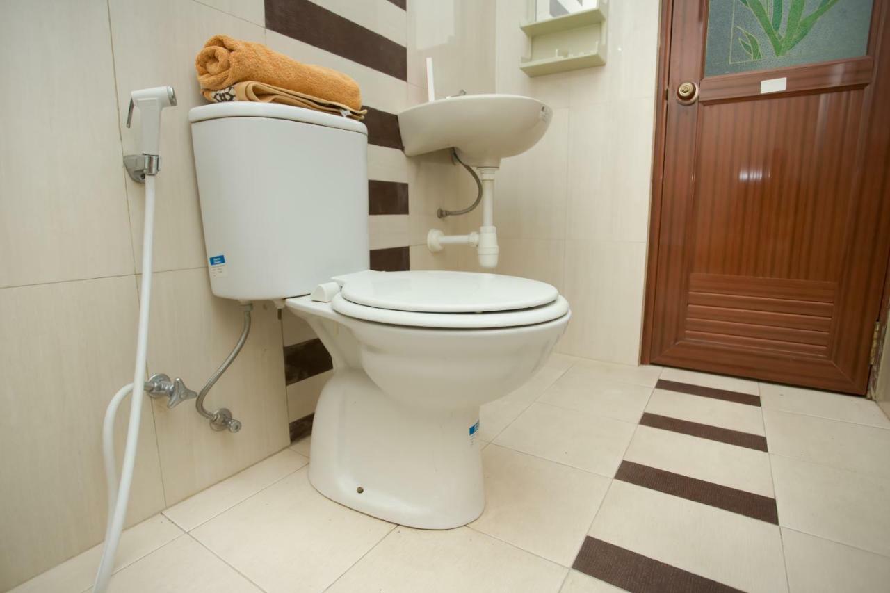 Hotel Oyo 850 Lapan Lapan Banjarmasin  Exterior foto